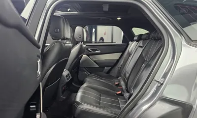 Land Rover Range Rover Velar 2019, 90751 км, за 17161.8 USD - фото 11