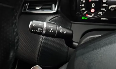 Land Rover Range Rover Velar 2019, 90751 км, за 17161.8 USD - фото 18