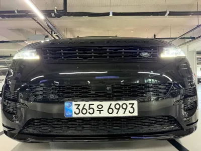 Land Rover Range Rover Sport 2025, 16040 км, за 99087.85 USD