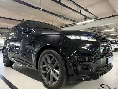Land Rover Range Rover Sport 2025, 16040 км, за 99087.85 USD