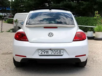 Volkswagen Beatle 2013, 114052 км, за 7741.72 USD