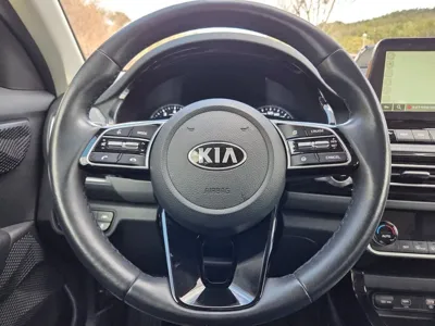 Kia Seltos 2022, 70910 км, за 12012.6 USD - фото 7