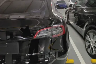 Tesla Model Y 2021, 50000 км, за 23645 USD - фото 9