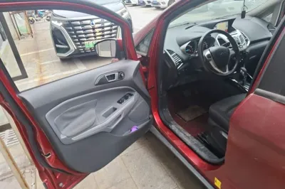 Ford EcoSport 2017, 49600 км, за 5716 USD - фото 19