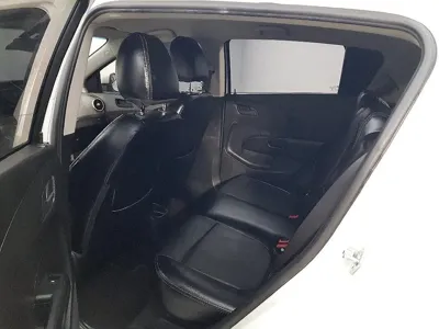 ChevroletGMDaewoo Aveo 2015, 70000 км, за 2801.3 USD - фото 9
