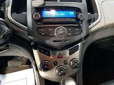 ChevroletGMDaewoo Aveo 2015, 70000 км, за 2801.3 USD - фото 14