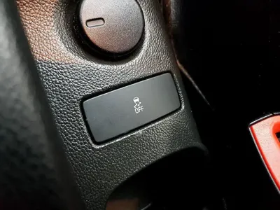 ChevroletGMDaewoo Aveo 2015, 70000 км, за 2801.3 USD - фото 16