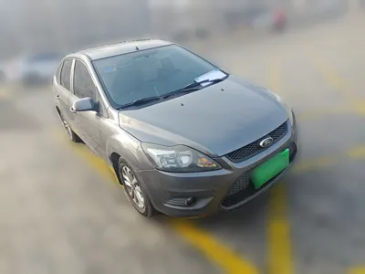 Ford Focus 2013, 131300 км, за 2973 USD - фото 3