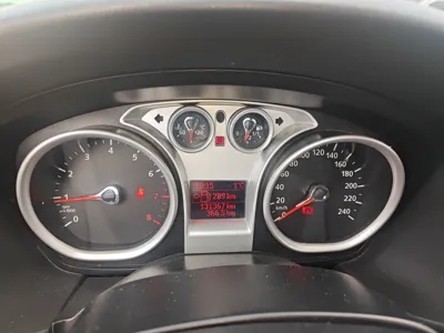 Ford Focus 2013, 131300 км, за 2973 USD - фото 12