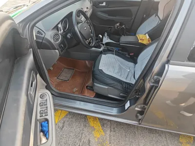 Ford Focus 2013, 131300 км, за 2973 USD - фото 17