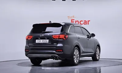 Kia Sorento 2019, 96684 км, за 12703.59 USD