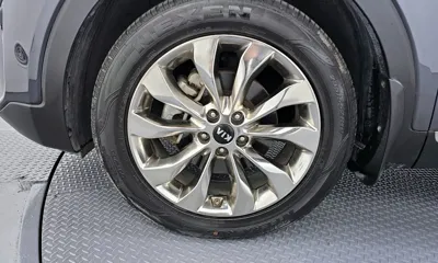 Kia Sorento 2019, 96684 км, за 12703.59 USD