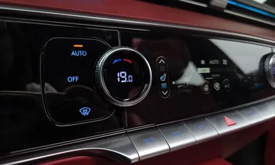Genesis GV70 2021, 55928 км, за 23744.49 USD - фото 28