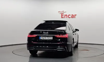 Audi A6 2022, 59778 км, за 18558.3 USD