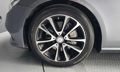 Mercedes-Benz E-Class 2017, 116027 км, за 12825.58 USD