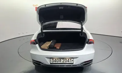 Hyundai Grandeur 2020, 59714 км, за 18178.23 USD - фото 33
