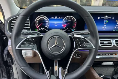Mercedes-Benz GLE 2024, 15200 км, за 67560 USD - фото 11