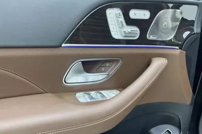 Mercedes-Benz GLE 2024, 15200 км, за 67560 USD - фото 21
