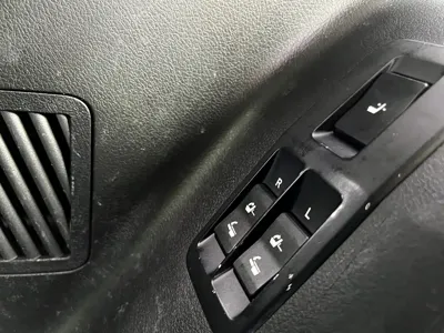 Toyota Prado 2019, 156000 км, за 38309.06 USD - фото 19