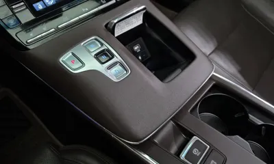 Hyundai Grandeur 2020, 47100 км, за 15534.12 USD - фото 9