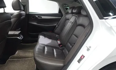 Hyundai Grandeur 2020, 47100 км, за 15534.12 USD - фото 26