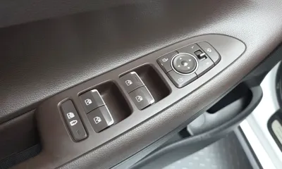 Hyundai Grandeur 2020, 47100 км, за 15534.12 USD - фото 28