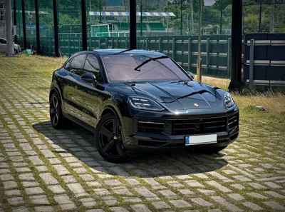 Porsche Cayenne 2025, 16900 км, за 104376.06 USD