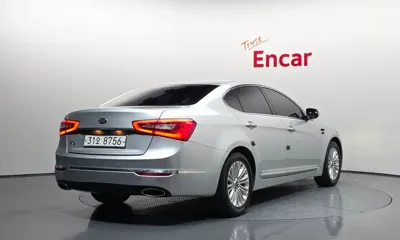 Kia K7 2013, 114288 км, за 3907.28 USD