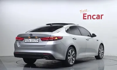 Kia K5 2018, 52106 км, за 7741.35 USD