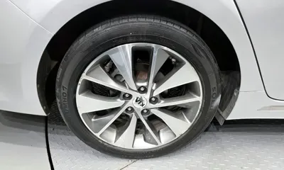 Kia K5 2018, 52106 км, за 7741.35 USD