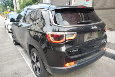 Jeep Compass 2017, 107200 км, за 6396 USD