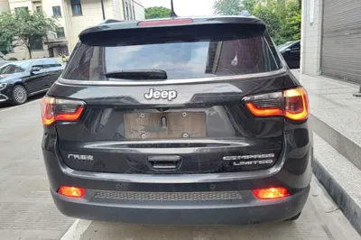 Jeep Compass 2017, 107200 км, за 6396 USD