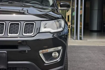 Jeep Compass 2017, 107200 км, за 6396 USD - фото 8