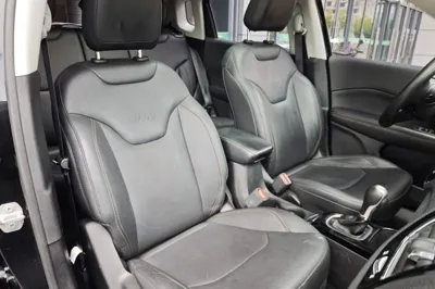 Jeep Compass 2017, 107200 км, за 6396 USD - фото 27