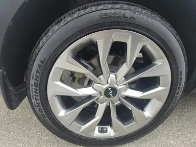 Kia Sorento 2022, 91165 км, за 17682.1 USD