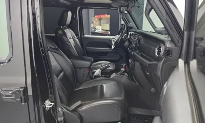 Jeep Wrangler 2021, 97538 км, за 29680.08 USD - фото 11