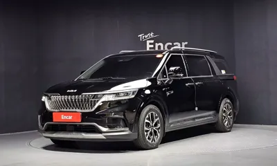 Kia Canival · 2023 год