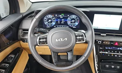 Kia Canival 2023, 35460 км, за 18708.15 USD - фото 13