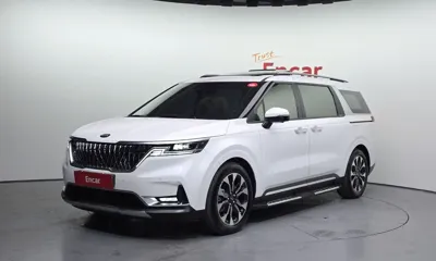Kia Canival · 2021 год