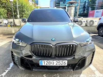 BMW X5 2024, 16000 км, за 71009.81 USD