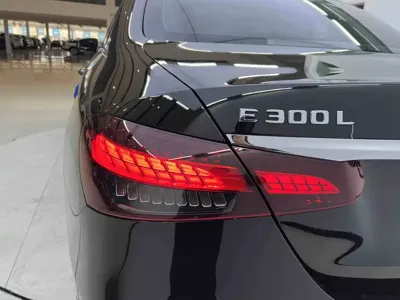 Mercedes-Benz E-Class 2023, 64700 км, за 40154.85 USD