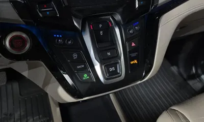 Honda Odyssey 2018, 53540 км, за 17172.12 USD - фото 9