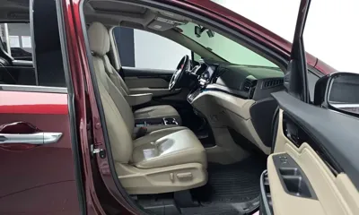Honda Odyssey 2018, 53540 км, за 17172.12 USD - фото 11