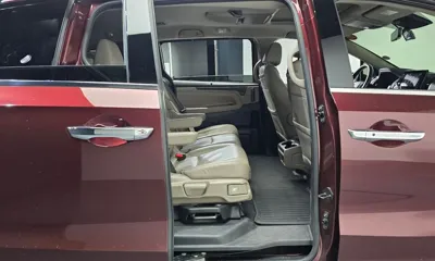 Honda Odyssey 2018, 53540 км, за 17172.12 USD - фото 12