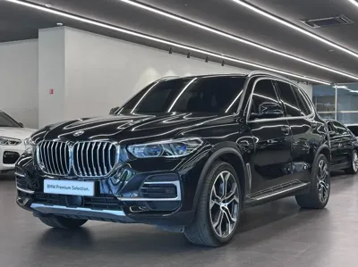 BMW X5 · 2022 год