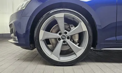 Audi A5 2019, 51996 км, за 15747.67 USD