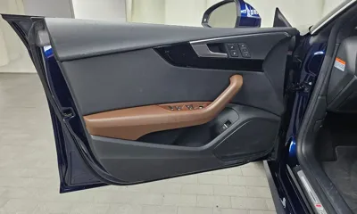 Audi A5 2019, 51996 км, за 15747.67 USD - фото 24