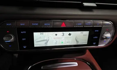Genesis G90 2023, 49128 км, за 50875.45 USD - фото 17