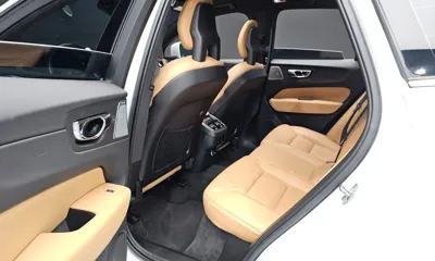 Volvo XC60 2018, 98607 км, за 17915.32 USD - фото 11