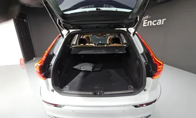 Volvo XC60 2018, 98607 км, за 17915.32 USD - фото 31